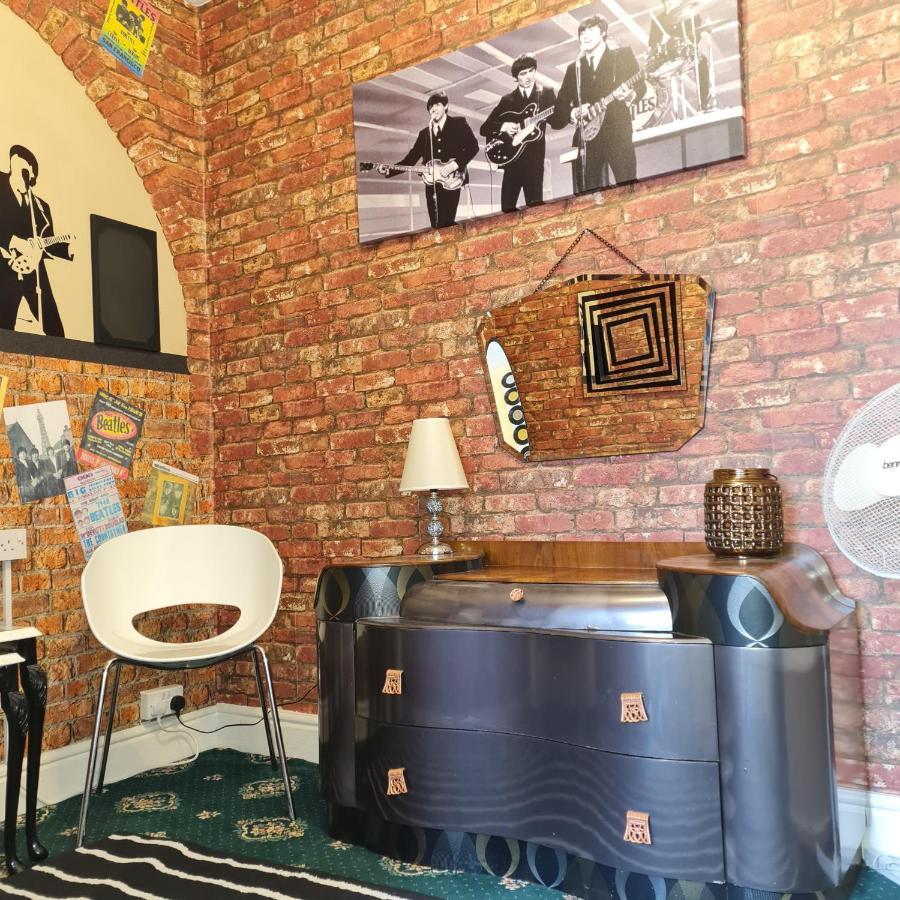 Bed and breakfast The Mercury, - Over 21's Only Blackpool
