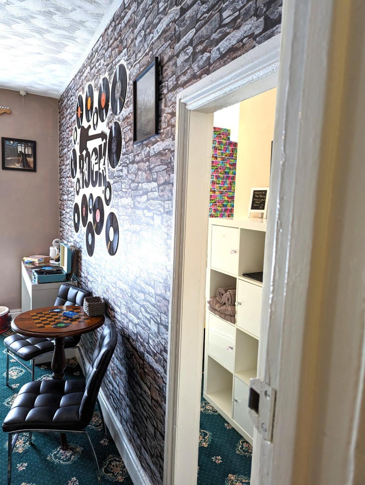 Bed and breakfast The Mercury, - Over 21's Only Blackpool