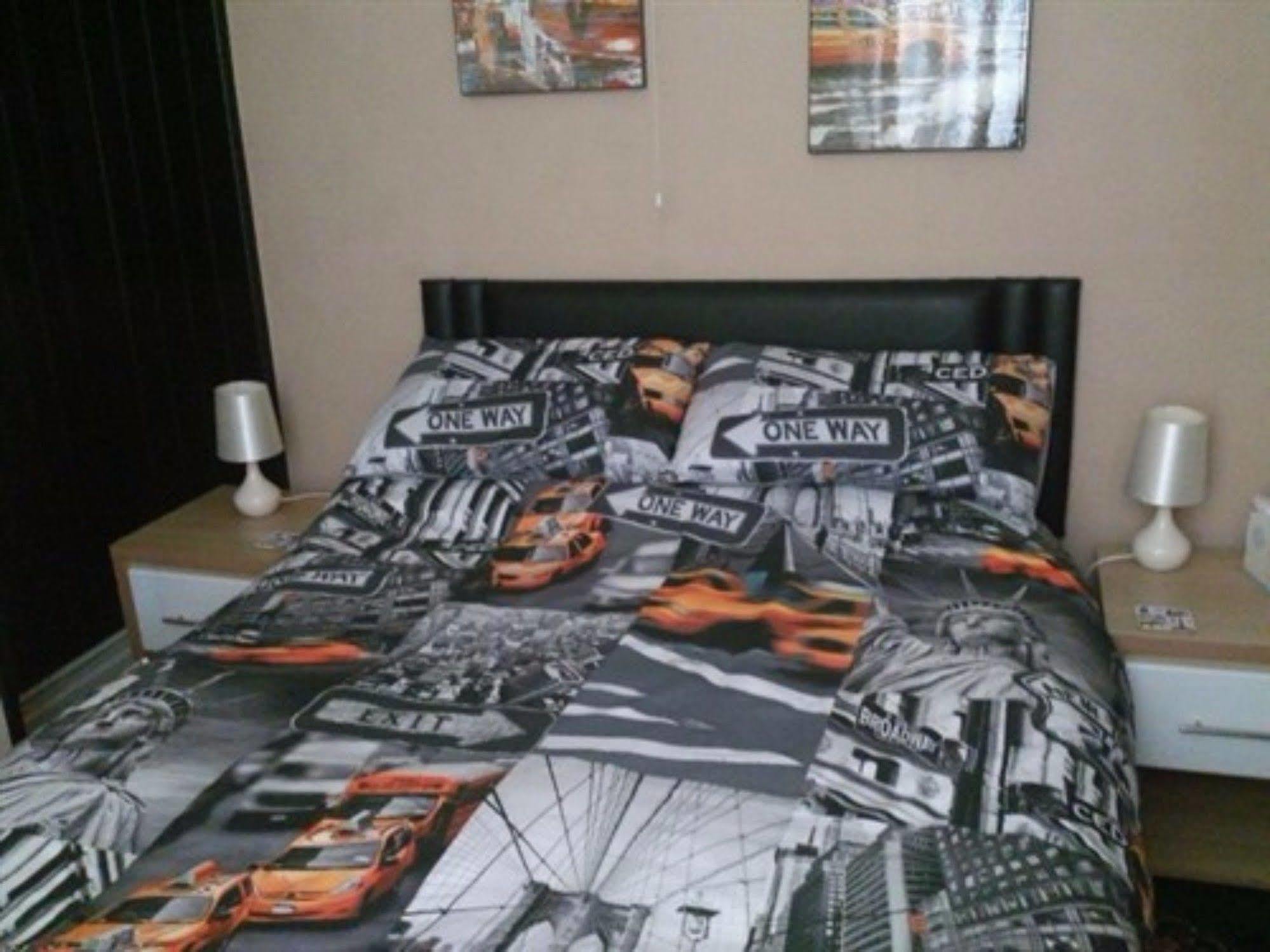 The Mercury, - Over 21's Only Bed and breakfast Blackpool